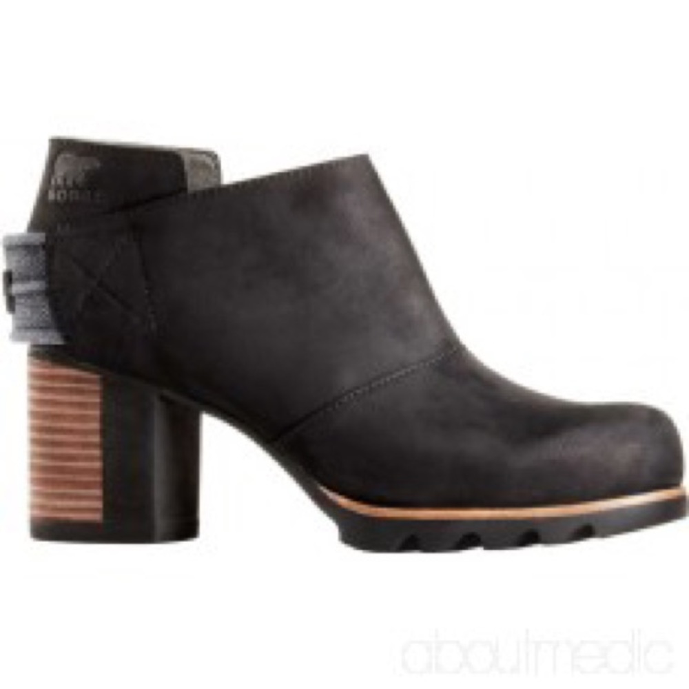 Womens Sorel Addington Strap Waterproof Bootie black